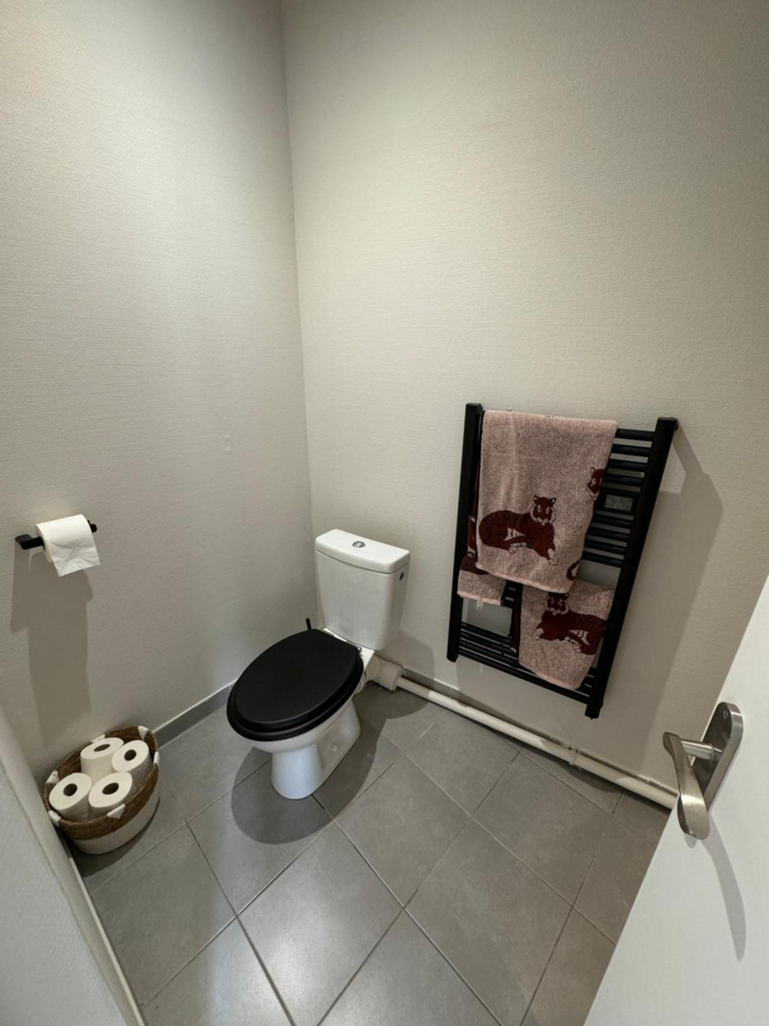 Appartement Avec Une Chambre Lyon Exterior photo
